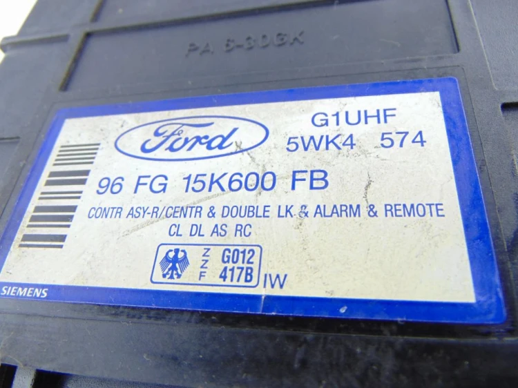 MODUŁ KOMFORTU FORD FIESTA MK5 (2002-2005) 1.4 TDCI 96 FG 15K600 FB