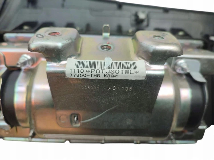 PODUSZKA PASAŻERA ZAŚLEPKA HONDA JAZZ III LIFT (2011-2015) 1.2 90KM 77850-T