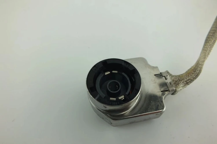 STARTER CEWKA XENON RENAULT LAGUNA II LIFT (2005-2007)