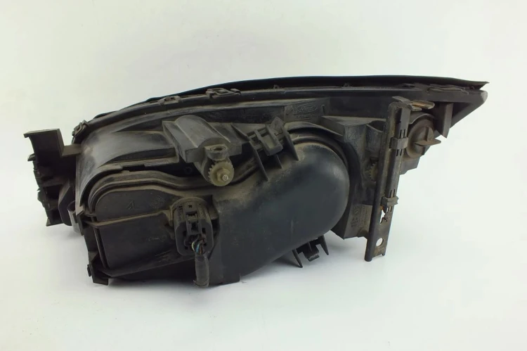 LAMPA PRAWY PRZÓD FORD MONDEO MK3 (2001-2007) 1S71-13005-SC