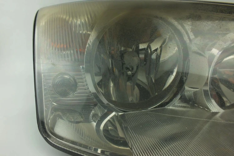 LAMPA PRAWY PRZÓD FORD MONDEO MK3 (2001-2007) 1S71-13005-SC