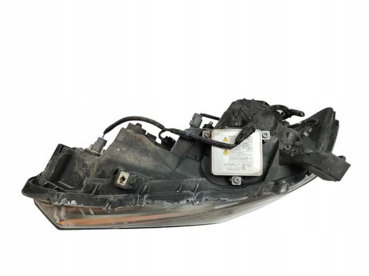LAMPA PRAWY PRZÓD HONDA CIVIC IX (2011-2013) 1.8 I-VTEC 141KM