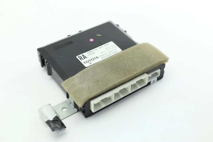 MODUŁ DRZWI PRAWY LEXUS LS III LS430 LIFT (2003-2006) 4.3 V8 89222-50210
