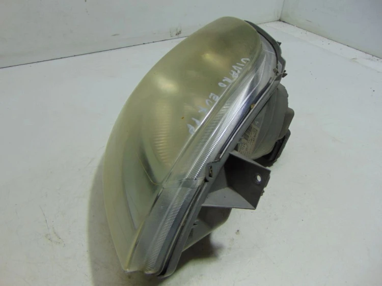 LAMPA PRAWY PRZÓD OPEL VIVARO 1.9 CDTI