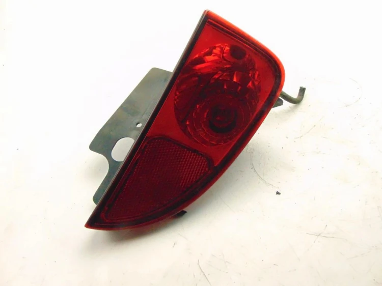 LAMPA PRAWY TYŁ ZDERZAKA RENAULT ESPACE IV (2003-2006) 2.2 DCI 8200027154
