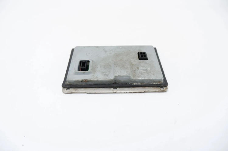PRZETWORNICA XENON PEUGEOT 607 (1999-2004) 89030471