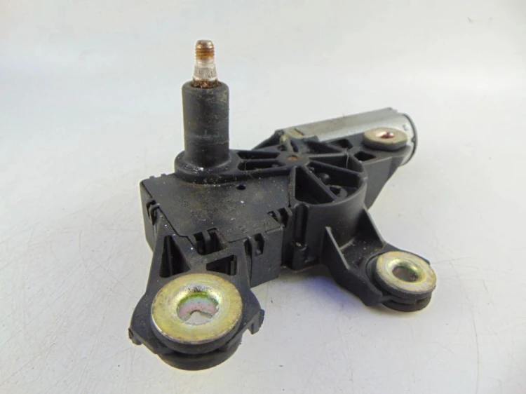 MECHANIZM WYCIERACZKI TYŁ SKODA OCTAVIA I 1.8 20V 1U9955711