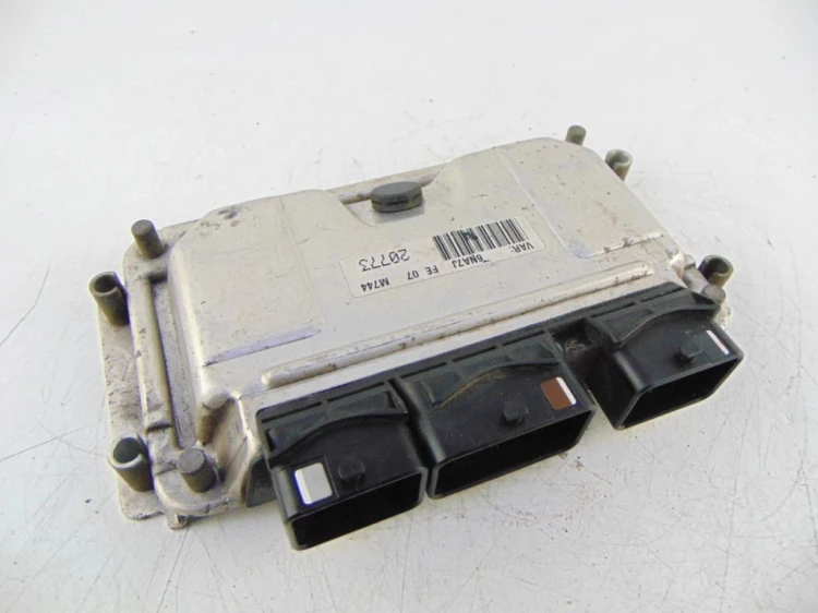 KOMPUTER STEROWNIK SILNIKA CITROEN XSARA PICASSO (1999-2004) 1.6 8V 9637839