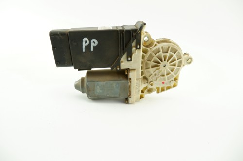 MODUŁ SILNICZEK SZYB PRAWY PRZÓD VOLKSWAGEN BORA (1998-2005) 2.0 8V 115KM 9