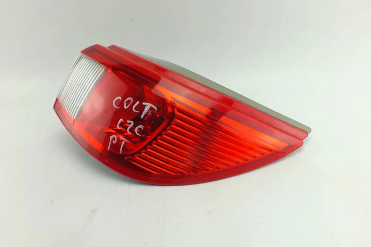 LAMPA PRAWY TYŁ MITSUBISHI COLT CZC (2006-2009) 1.5