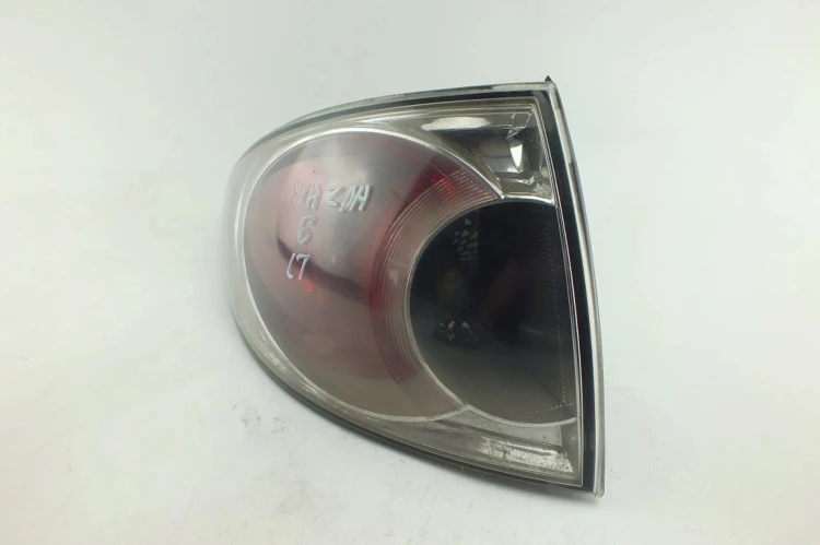 LAMPA LEWY TYŁ MAZDA 6 I (2002-2008) 2.0 D