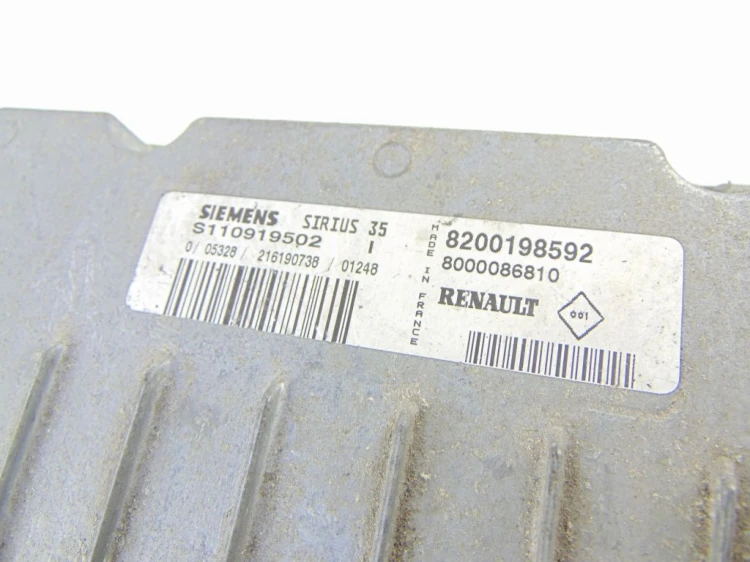 KOMPUTER STEROWNIK SILNIKA RENAULT LAGUNA II LIFT (2005-2007) 8200198592