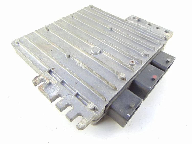 KOMPUTER STEROWNIK SILNIKA RENAULT LAGUNA II LIFT (2005-2007) 8200198592