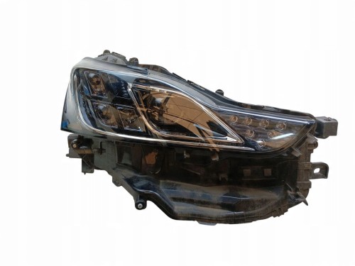 LAMPA PRAWY PRZÓD LEXUS IS III 300h LIFT (2016-2020) 2.5 HYBRID 223KM