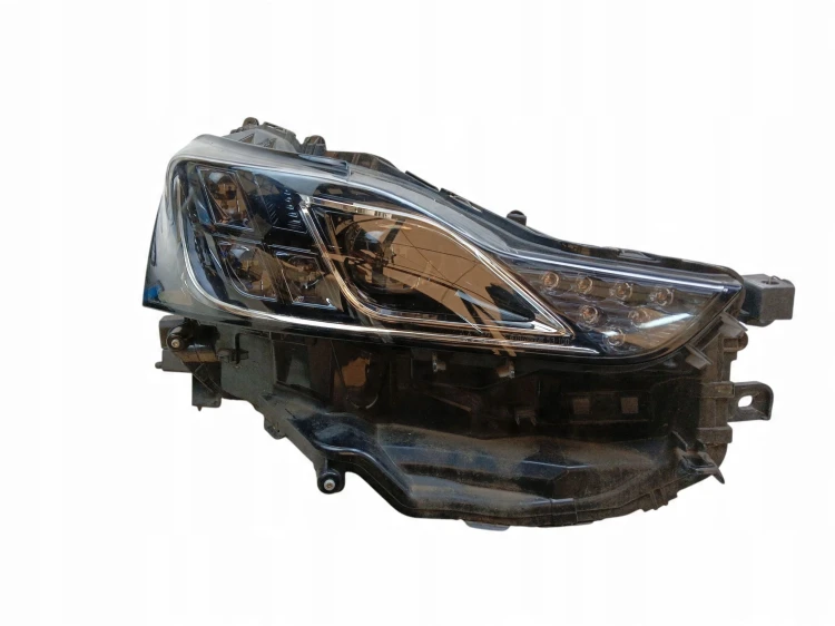 LAMPA PRAWY PRZÓD LEXUS IS III 300h LIFT (2016-2020) 2.5 HYBRID 223KM