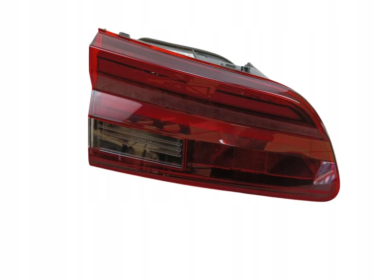 LAMPA LEWY TYŁ W KLAPE CITROEN C5 X (2021-) 1.2 THP 131KM 9834936280