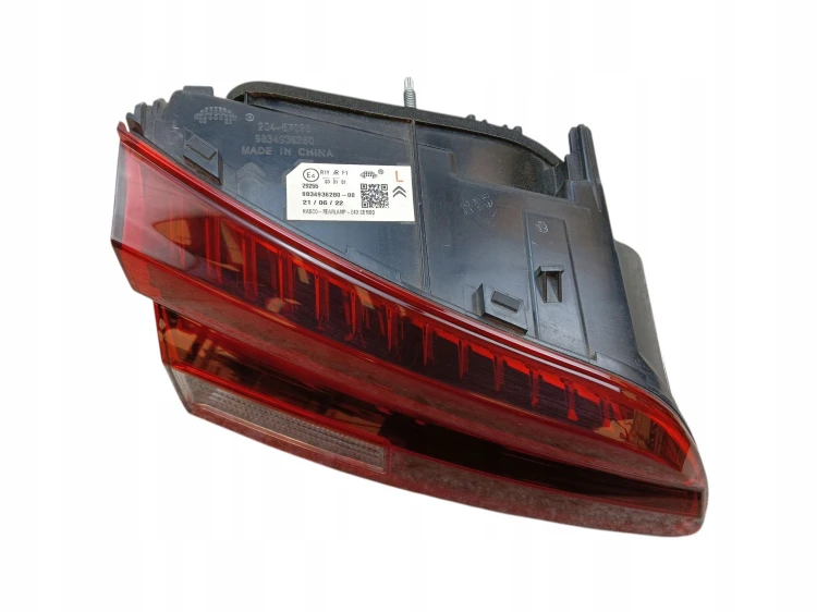 LAMPA LEWY TYŁ W KLAPE CITROEN C5 X (2021-) 1.2 THP 131KM 9834936280
