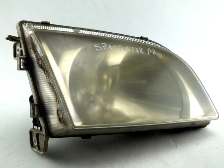 LAMPA PRAWY PRZÓD MITSUBISHI SPACESTAR