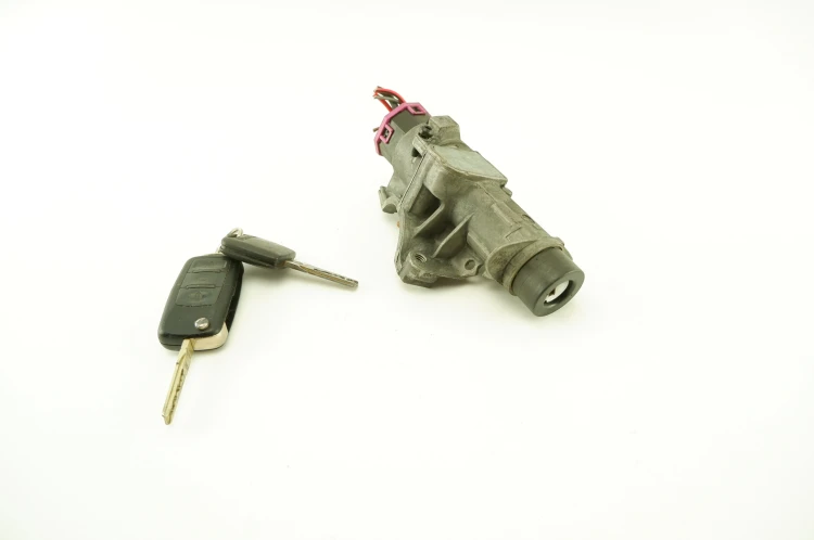 STACYJKA KLUCZYK SKODA FABIA I LIFT (2004-2008) 1.4 TDI 70KM 4B0905851C