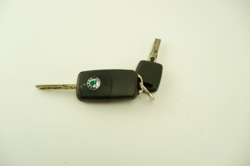 STACYJKA KLUCZYK SKODA FABIA I LIFT (2004-2008) 1.4 TDI 70KM 4B0905851C