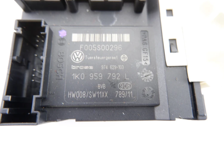 MODUŁ SILNICZEK SZYB PRAWY PRZÓD SEAT LEON II (2005-2012) 1K0959792L