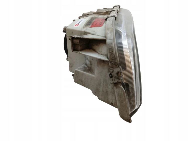 LAMPA LEWY PRZÓD VOLVO S40 I LIFT (1999-2004) 1.9 DI 115KM 30899678