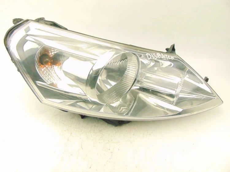 LAMPA PRAWY PRZÓD CITROEN JUMPY I LIFT (2004-2006) 1.9 DW8
