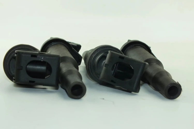 CEWKA ZAPŁONOWA KOMPLET PEUGEOT 207 (2006-2009) 0221504464