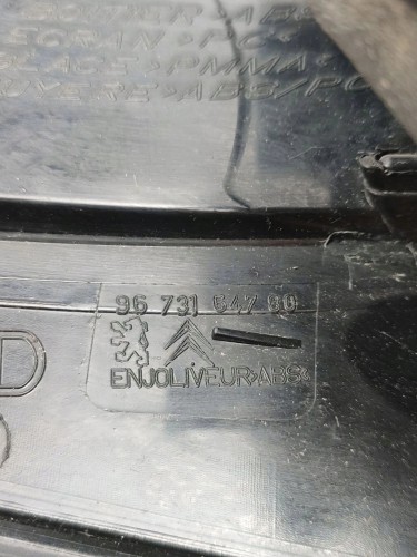 LAMPA PRAWY TYŁ CITROEN C4 PICASSO I LIFT (2010-2013) 1.6 e-HDI 112KM 96731