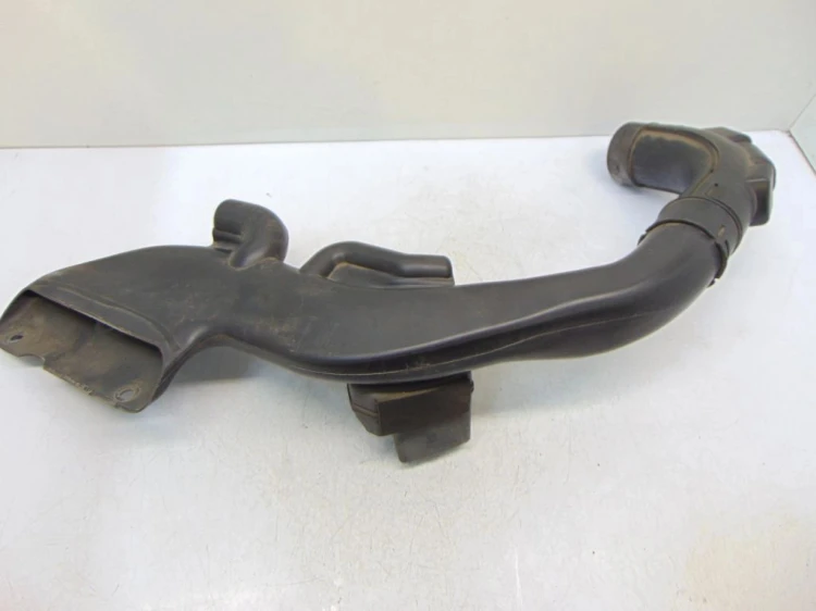 RURA DOLOT POWIETRZA NISSAN QASHQAI (2007-2013) 2.0 DCI