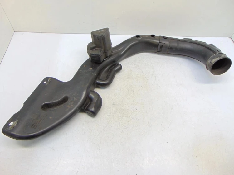 RURA DOLOT POWIETRZA NISSAN QASHQAI (2007-2013) 2.0 DCI