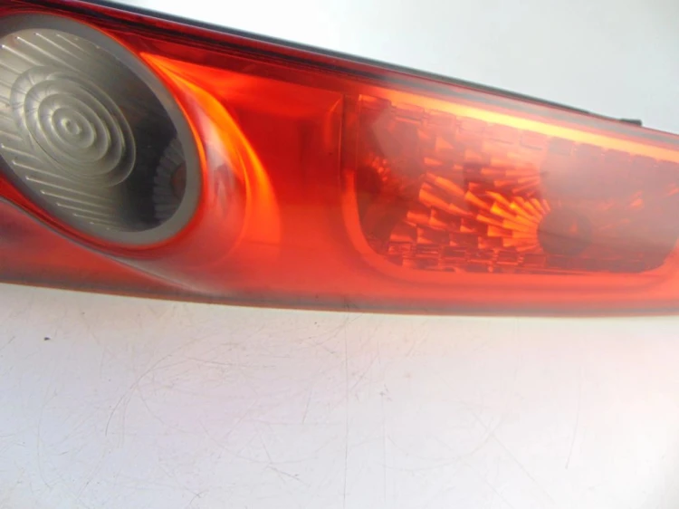 LAMPA PRAWY TYŁ FORD FIESTA MK5 LIFT 1.4 TDCI