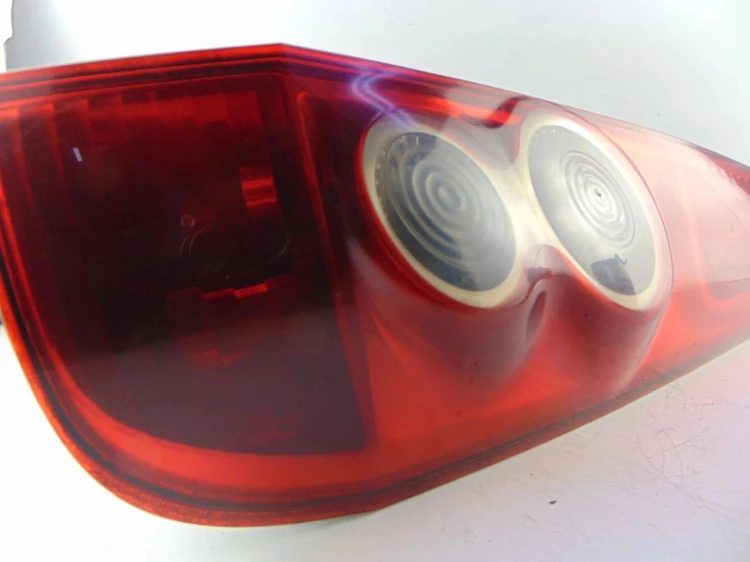 LAMPA PRAWY TYŁ FORD FIESTA MK5 LIFT 1.4 TDCI