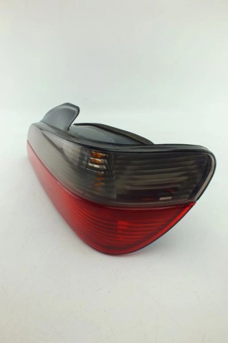 LAMPA PRAWY TYŁ PEUGEOT 406 (1995-1999) 1.8