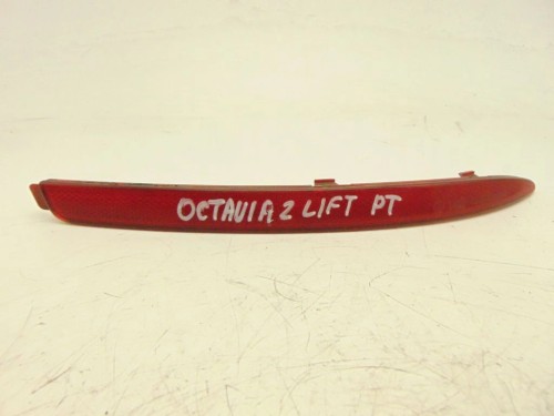 ODBLASK ZDERZAKA PRAWY TYŁ SKODA OCTAVIA II LIFT (2008-2013) 1.6 TDI 1Z0945