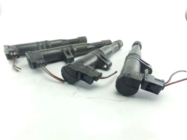 CEWKA ZAPŁONOWA RENAULT LAGUNA II (2001-2005) 1.8 16V 7700875000