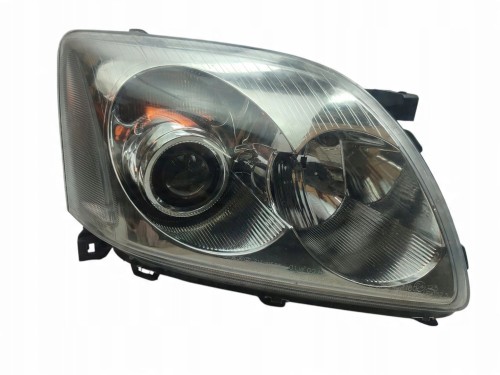 LAMPA PRAWY PRZÓD TOYOTA AVENSIS T25 (2003-2006) 2.0 D4D 116KM