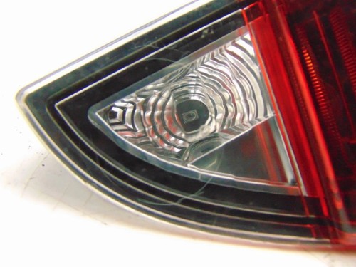 LAMPA LEWY TYŁ W KLAPE RENAULT MEGANE III (2008-2013) 1.5 DCI 265599050R