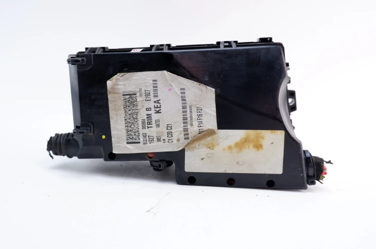 SKRZYNKA BEZPIECZNIKÓW FORD FOCUS MK2 LIFT (2007-2011) 1.8 TDCI 115KM 8M5T1