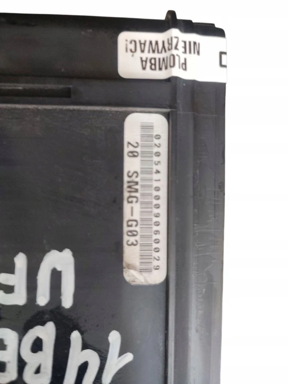 SKRZYNKA BEZPIECZNIKÓW HONDA CIVIC VIII 8 UFO 20SMG-G03