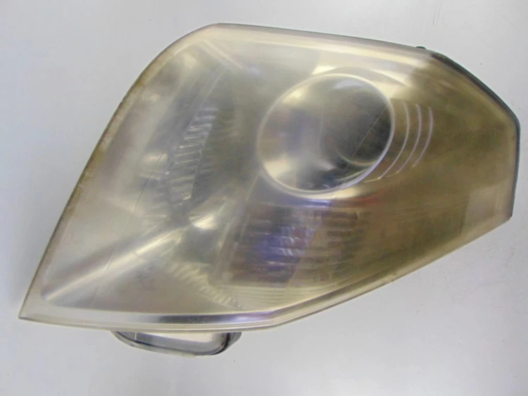 LAMPA PRAWY PRZÓD RENAULT VEL SATIS (2002-2009)