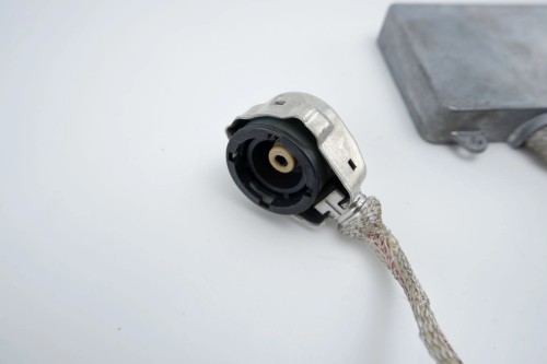 PRZETWORNICA XENON RENAULT VEL SATIS (2002-2009) 3.0 DCI 8200051260