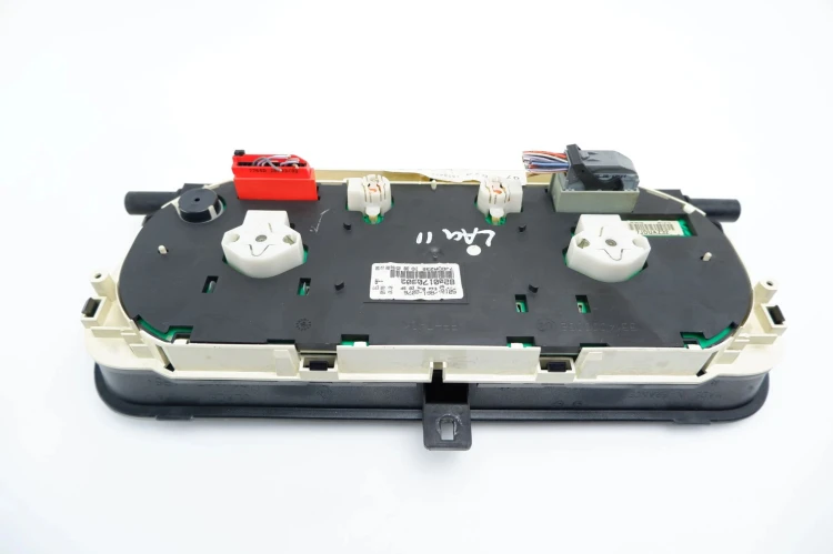 LICZNIK RENAULT LAGUNA II (2001-2005) 2.0 IDE 8200170303