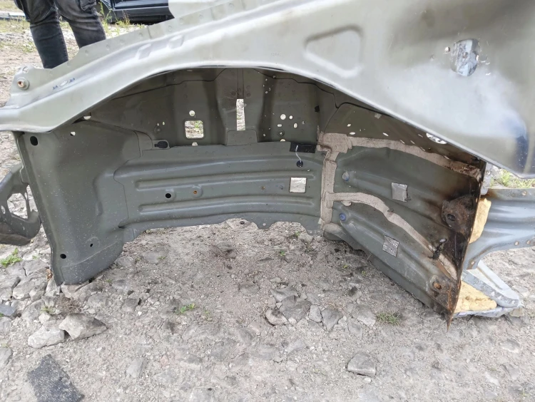 PODŁUŻNICA LEWA TESLA MODEL Y (2019-) LONG RANGE DUAL MOTOR 351KM