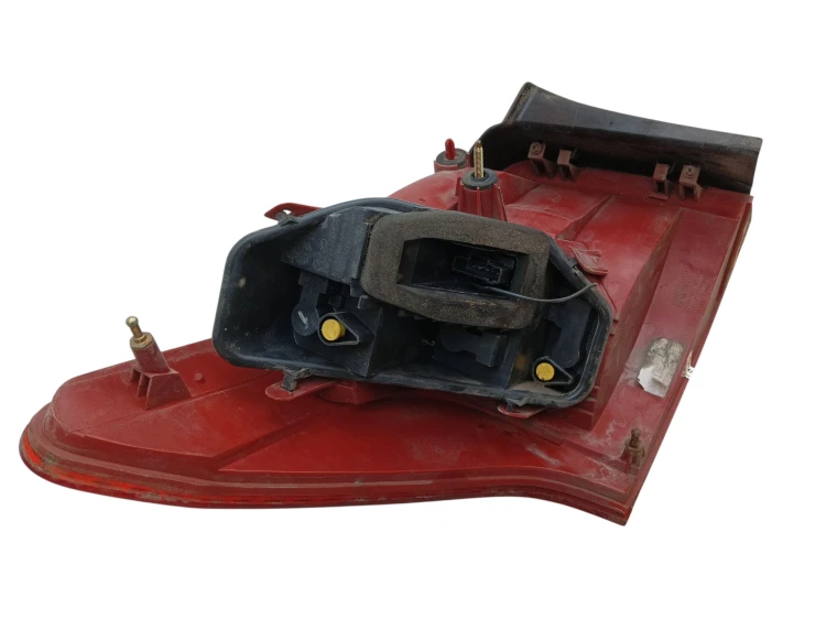 LAMPA PRAWY TYŁ PEUGEOT 407 (2004-2008) 2.0 HDI 136KM
