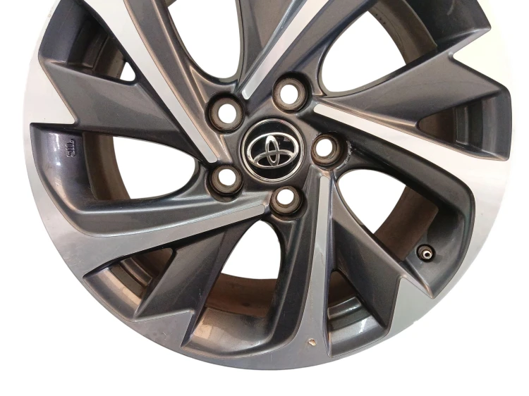 FELGA ALUMINIOWA TOYOTA AURIS II E18 LIFT (2015-2018) 1.2 D-4T 116KM 42611-