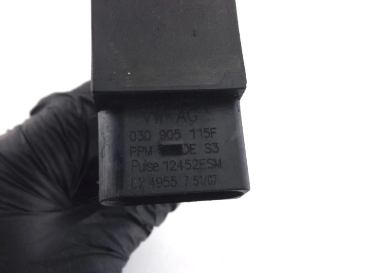CEWKA ZAPŁONOWA VOLKSWAGEN FOX 1.2 6V 03D905115F