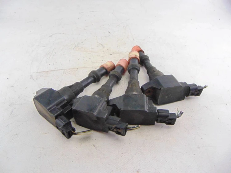 CEWKA ZAPŁONOWA KOMPLET HONDA JAZZ 1.4 CM11-109