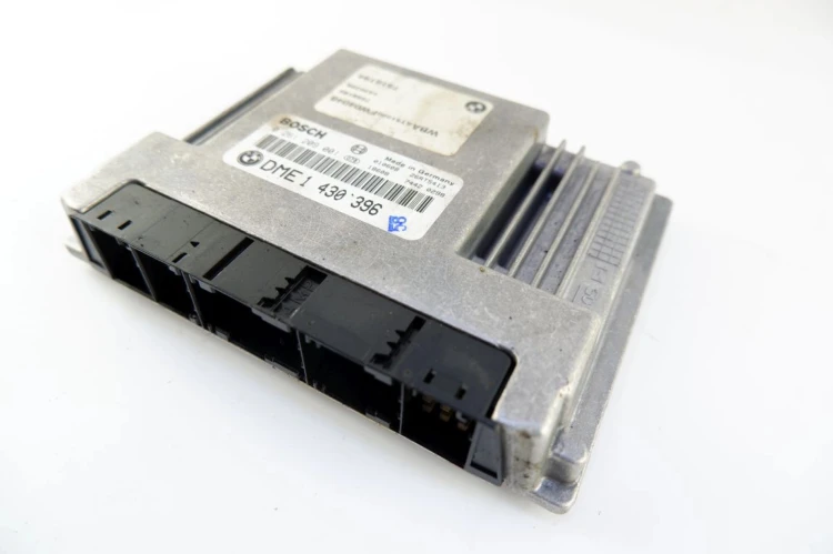KOMPUTER STEROWNIK SILNIKA BMW E46 DME 1430396