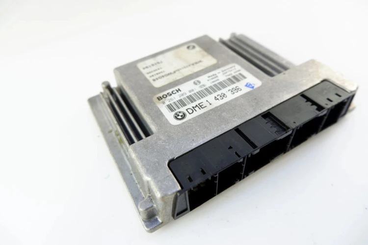 KOMPUTER STEROWNIK SILNIKA BMW E46 DME 1430396